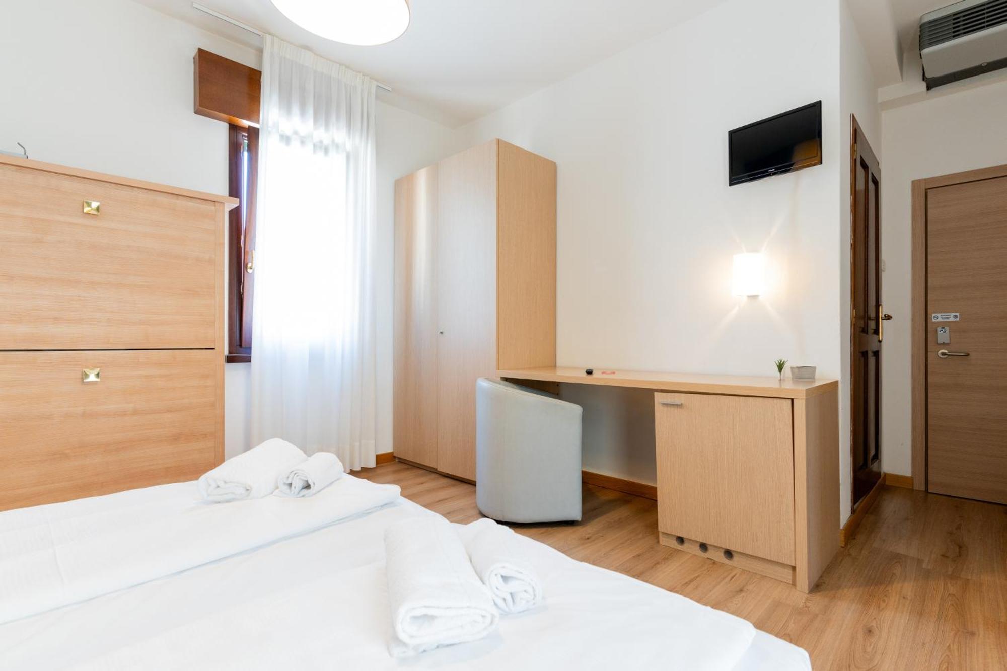 Hotel Regina Caorle Quarto foto